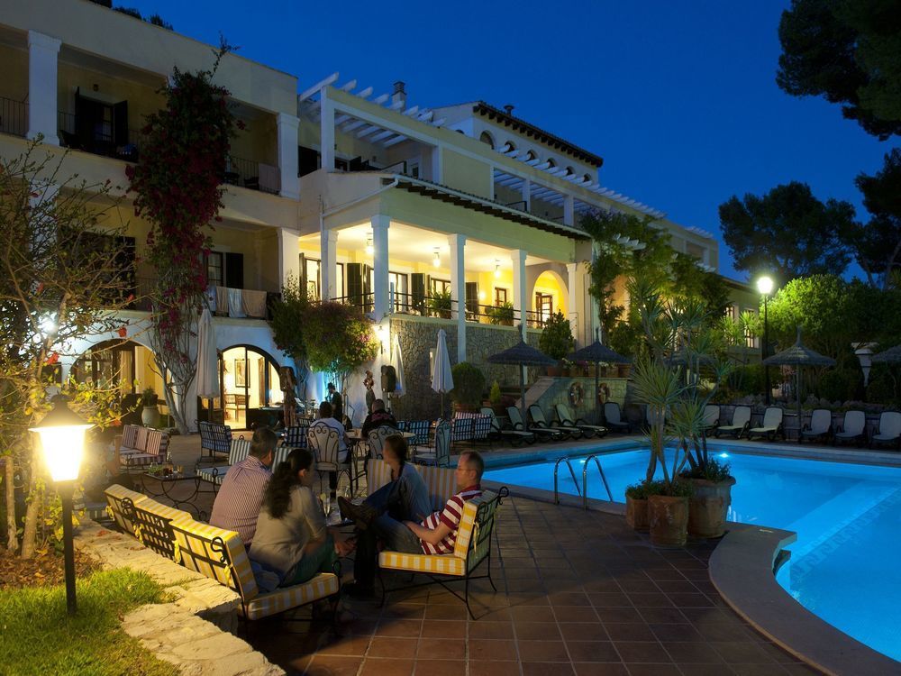 Hotel Bahia Peguera Exterior photo