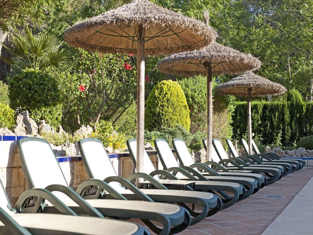 Hotel Bahia Peguera Exterior photo